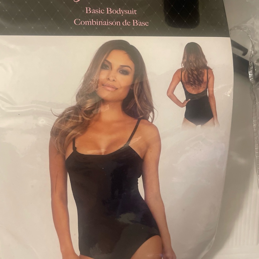 Black bodysuit & Bunny accessories